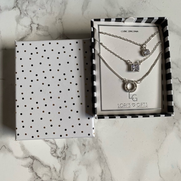 Cubic zirconia 3pc necklace set in gift box . Host Pick !! - Picture 1 of 4